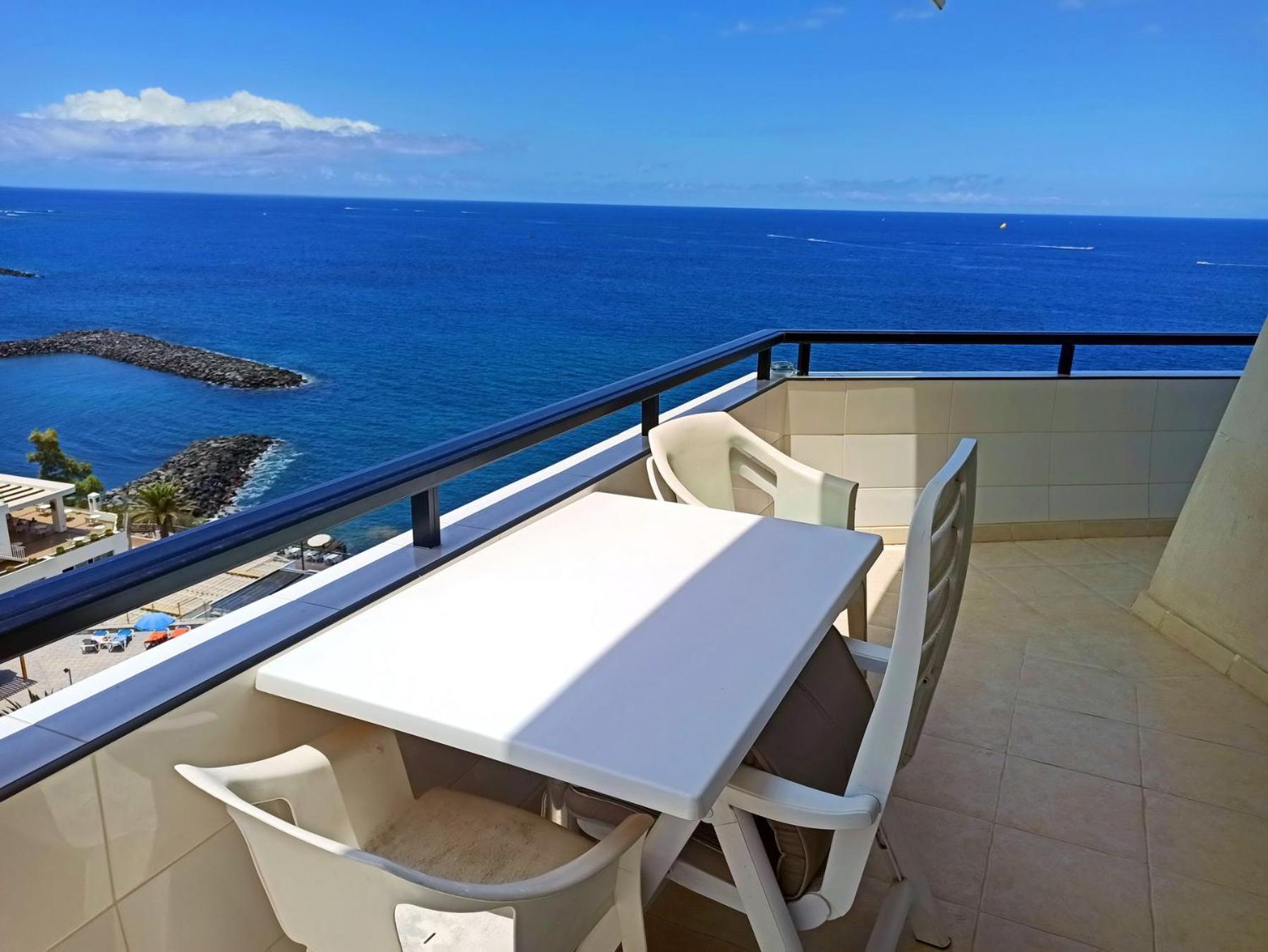 Cozy Apartment In The Center Of Costa Adeje On The 1St Coastline Ngoại thất bức ảnh